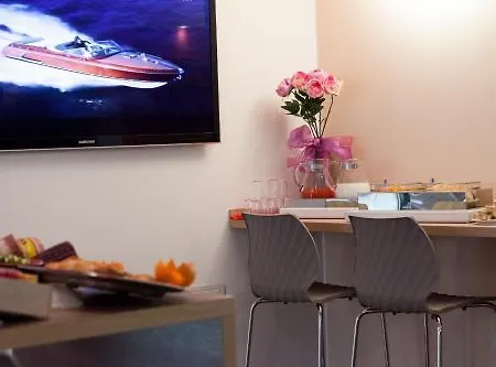 Residenza Agnello D'oro 3* 부솔렌고