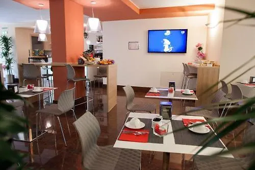 Aparthotel Residenza Agnello D'oro 3*