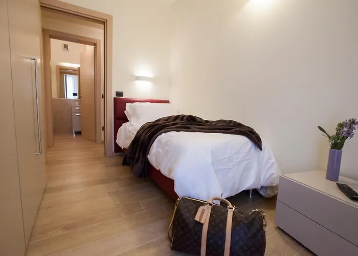 Residenza Agnello D'oro ブッソレンゴ