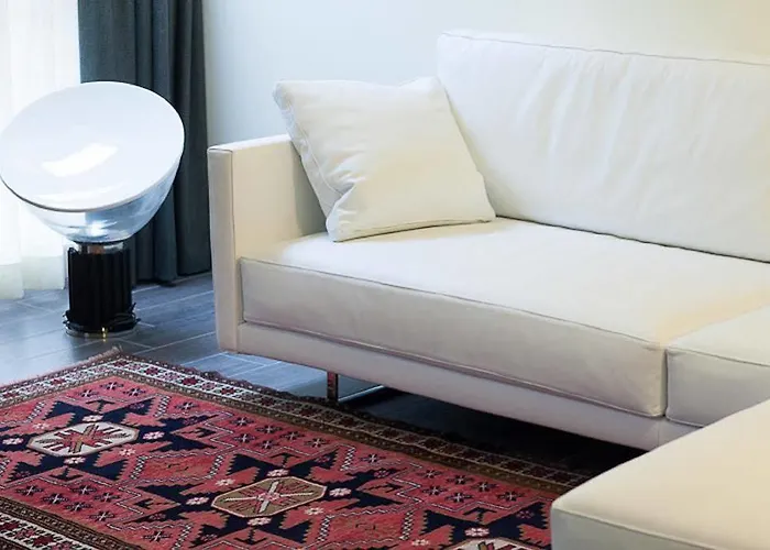 Residenza Agnello D'oro 3* ブッソレンゴ