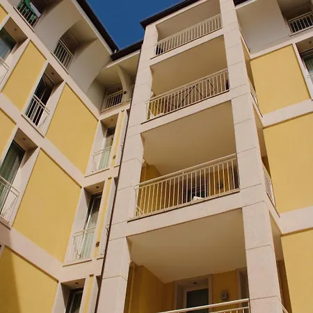 Апарт-отель Residenza Agnello D'oro 3*