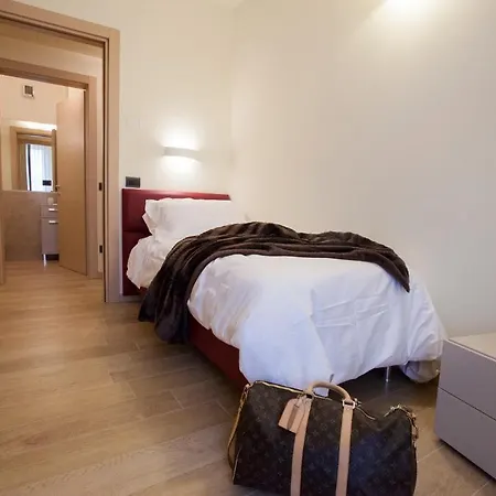 Residenza Agnello D'oro Буссоленго
