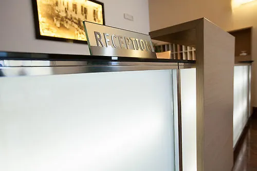 Residenza Agnello D'oro 3* بوسولينغو