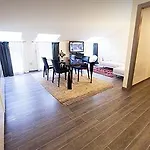 Residenza Agnello D'oro ブッソレンゴ