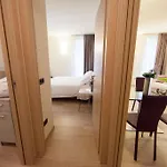Residenza Agnello D'oro Apart-hotel 4*