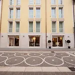 Residenza Agnello D'oro Apart-hotel 4*