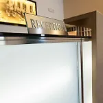 Residenza Agnello D'oro 4* ブッソレンゴ